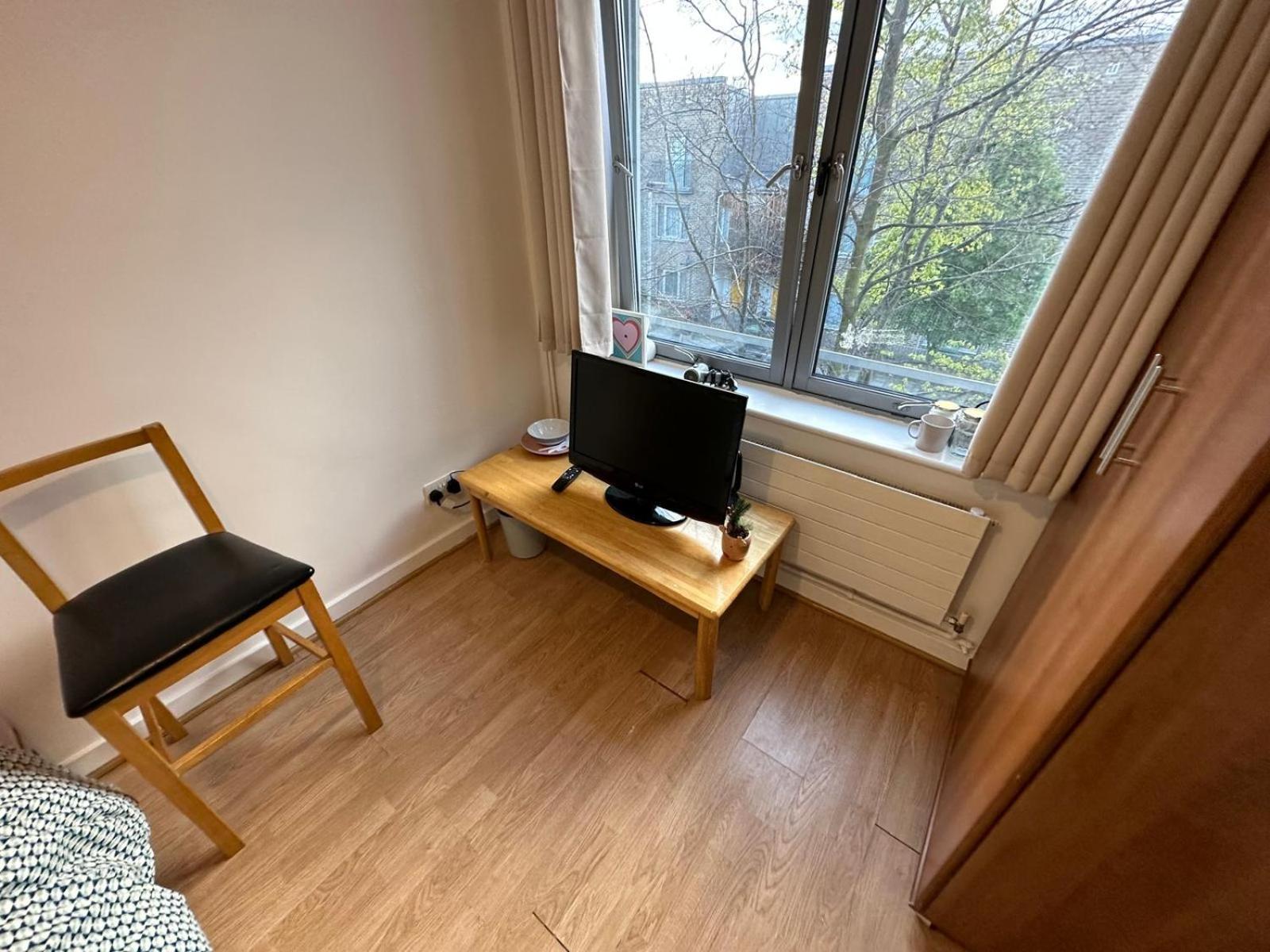 런던 Newbury 아파트 외부 사진